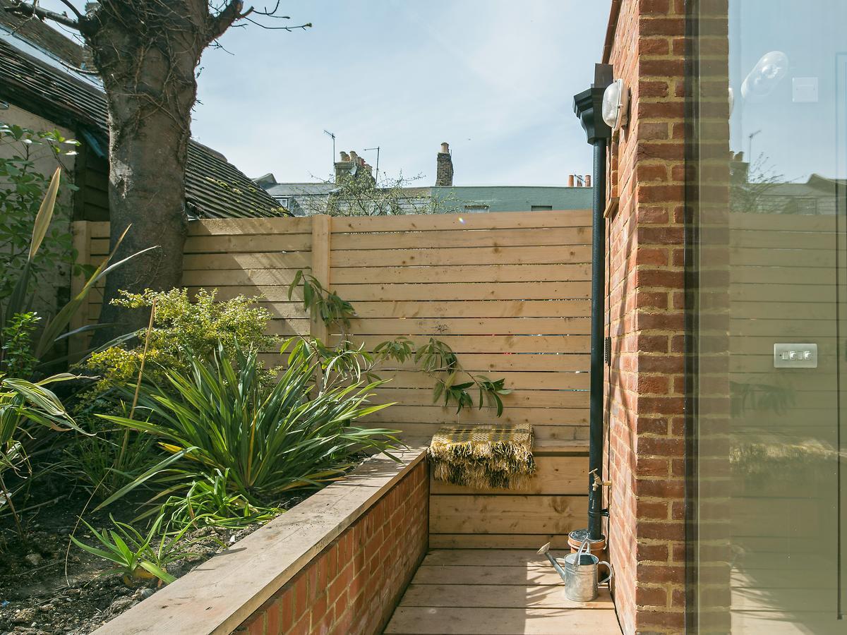 Smugglers Cottage Margate Bagian luar foto