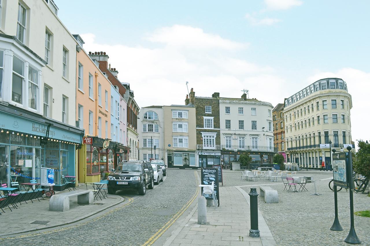 Smugglers Cottage Margate Bagian luar foto